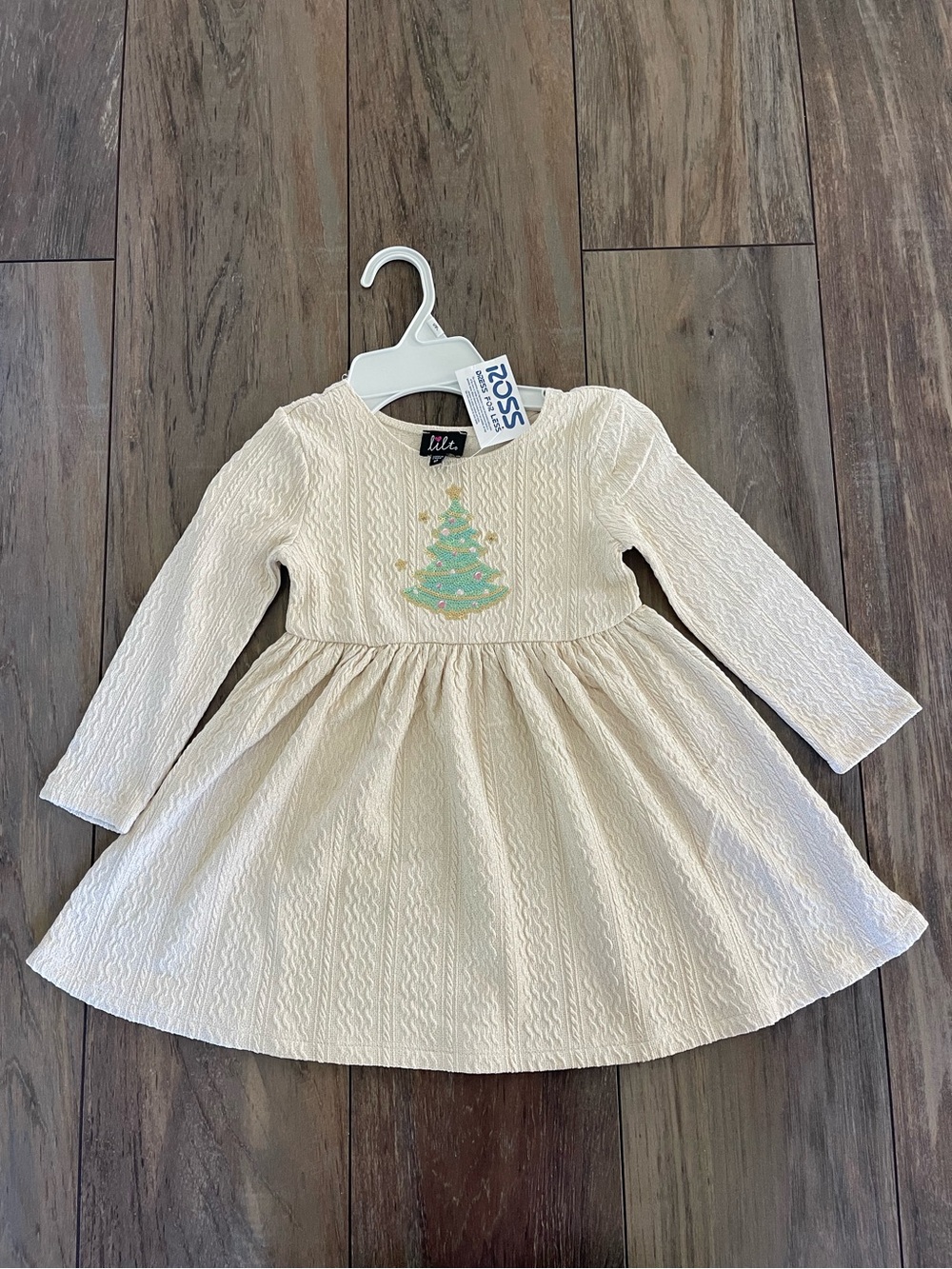 Girls cream colored long sleeve Christmas Holiday Dress Size 4T new with tag